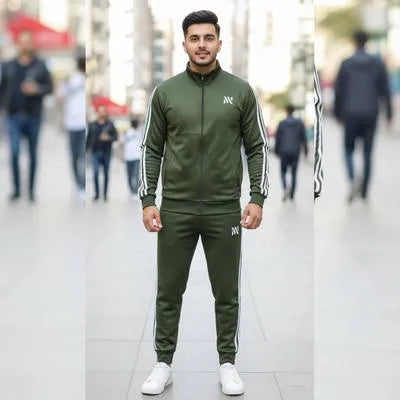 Comfortable Men’s Plain Fleece Tracksuit